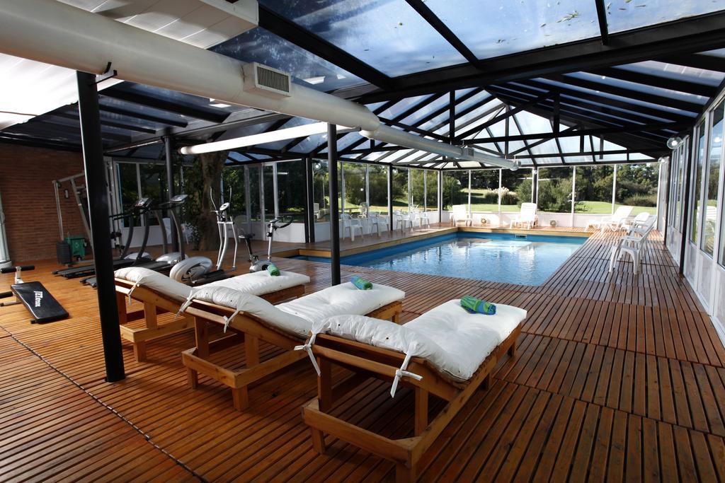 シエラ・デ・ラ・ベンターナ Acacias Country Clubヴィラ エクステリア 写真